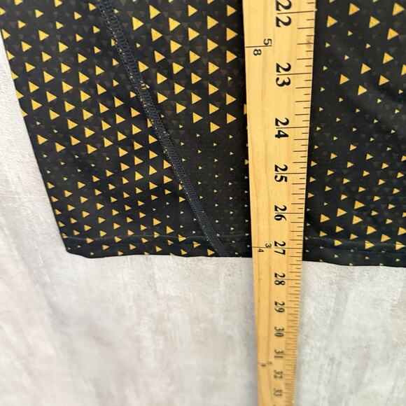 Gymshark Shirt Mens XS Yellow Volt Geometric Athleisure Fitness Gym Workout - Picture 7 of 14